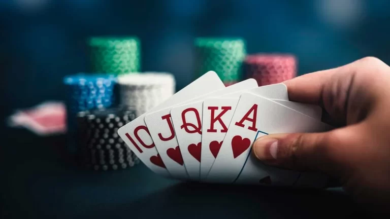 Cách Chơi Poker